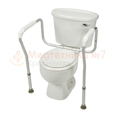 Поручень СИМС2 10540, установленный на корпус туалета